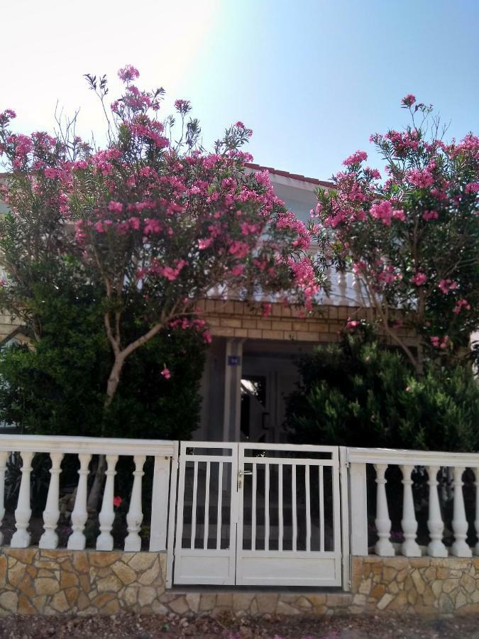 Apartmani Korade Vir Extérieur photo